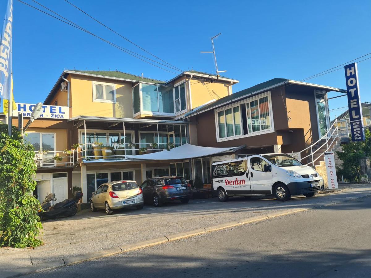 Hotel Djerdan Kraljevo Esterno foto
